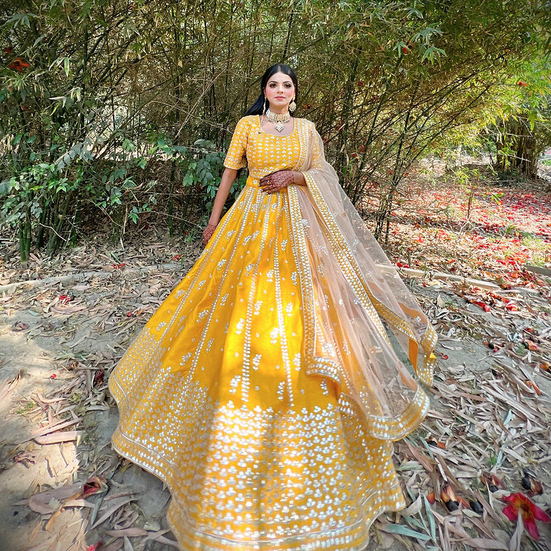 Ziniya Embroidered Lehenga Set