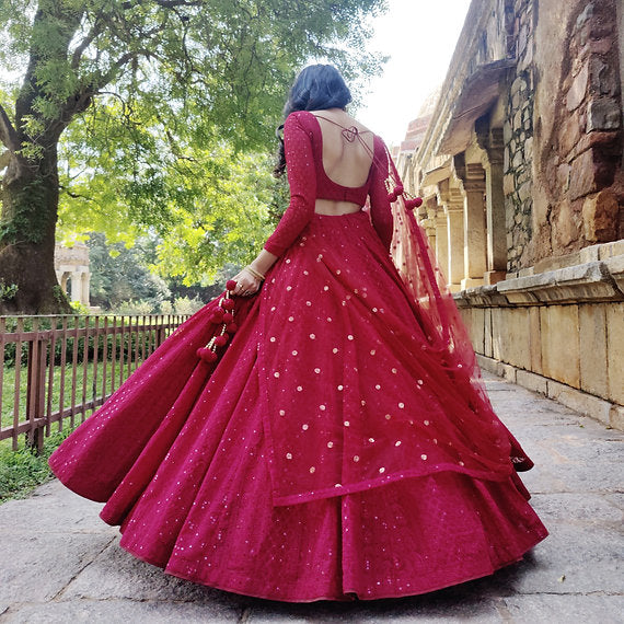 Inara Lucknawi Lehenga