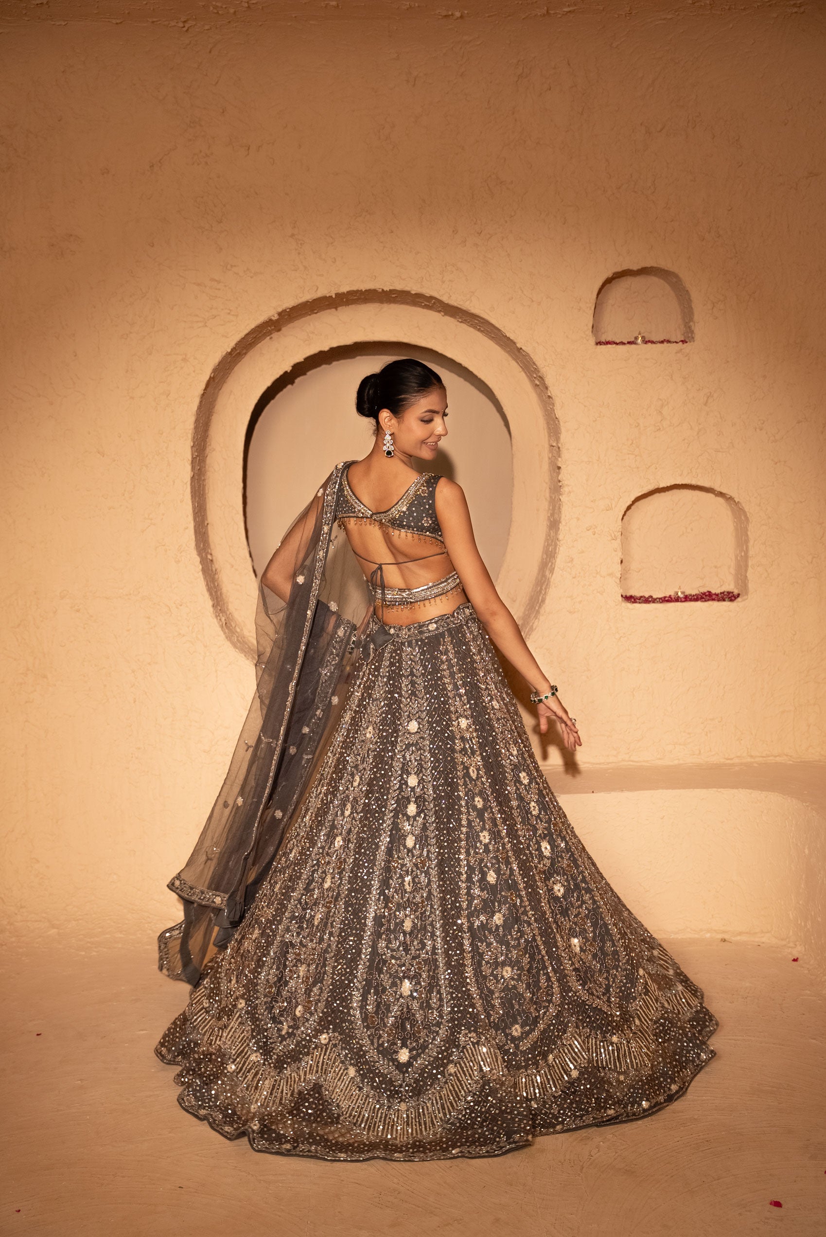 Mahira Lehenga