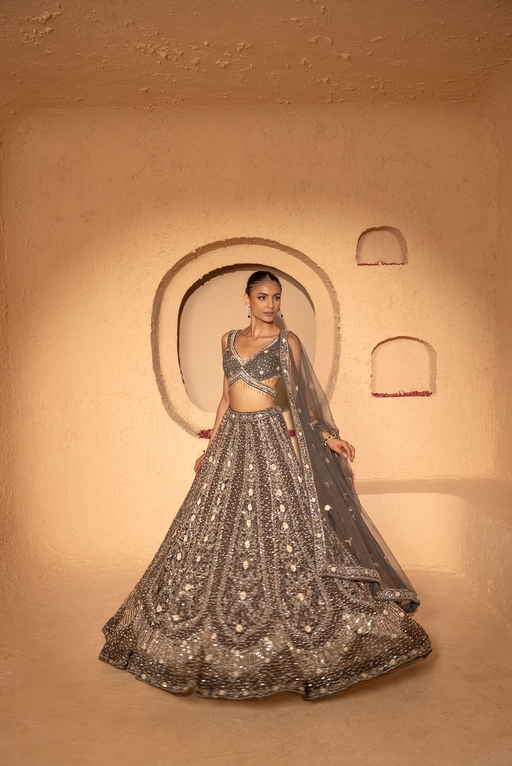 Mahira Lehenga